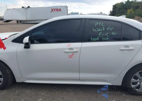 2024 Toyota Corolla Le z USA, uszkodzony, nr VIN JTDB4MEE5RJ014976